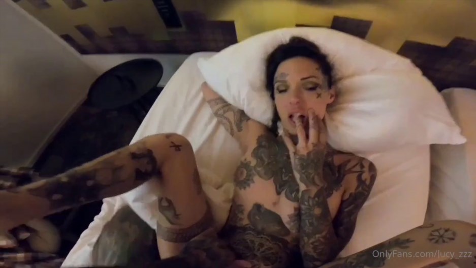 Onlyfans - Lucy Zzz Saschaink Tongues Are Better Then HD 720p - 2025